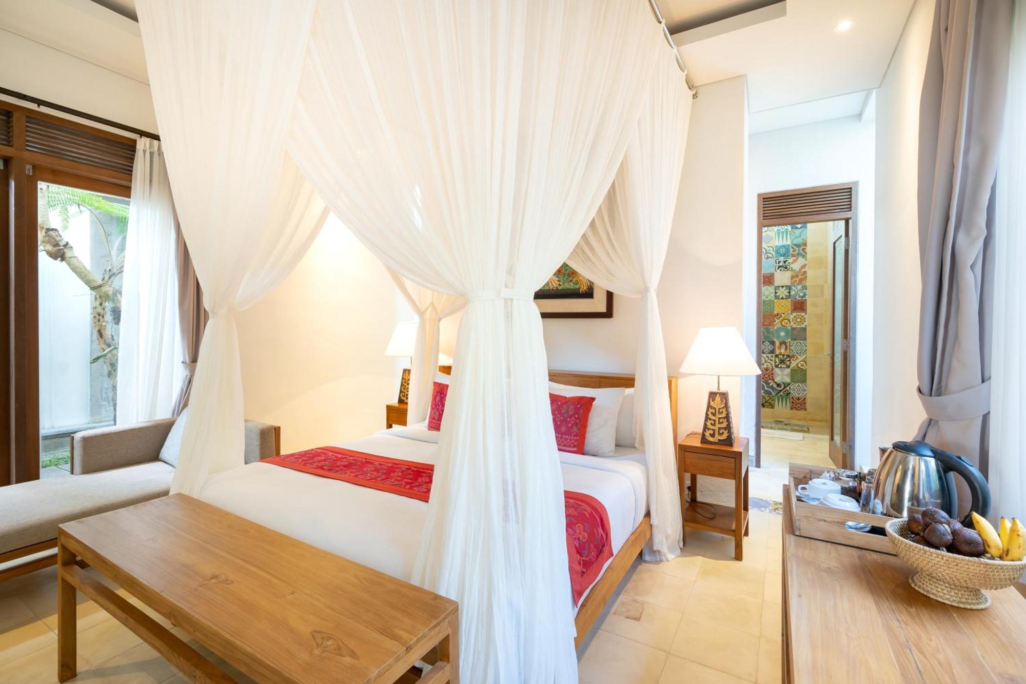 Prabhu Ubud Villa Exterior photo